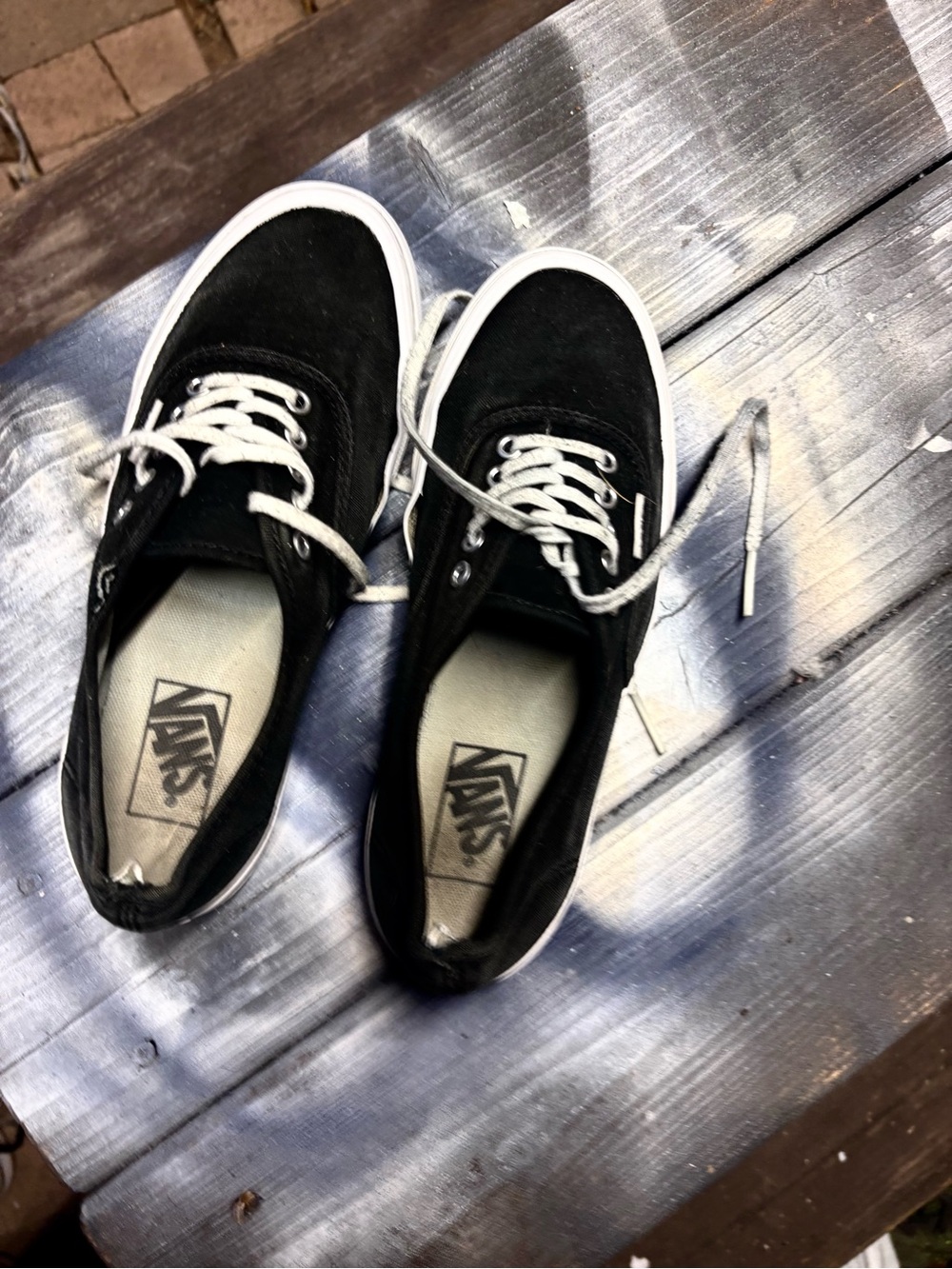 Vans WOMen's Classic Low-Top Canvas Sneakers - Black size 7 - Picture 8 of 9